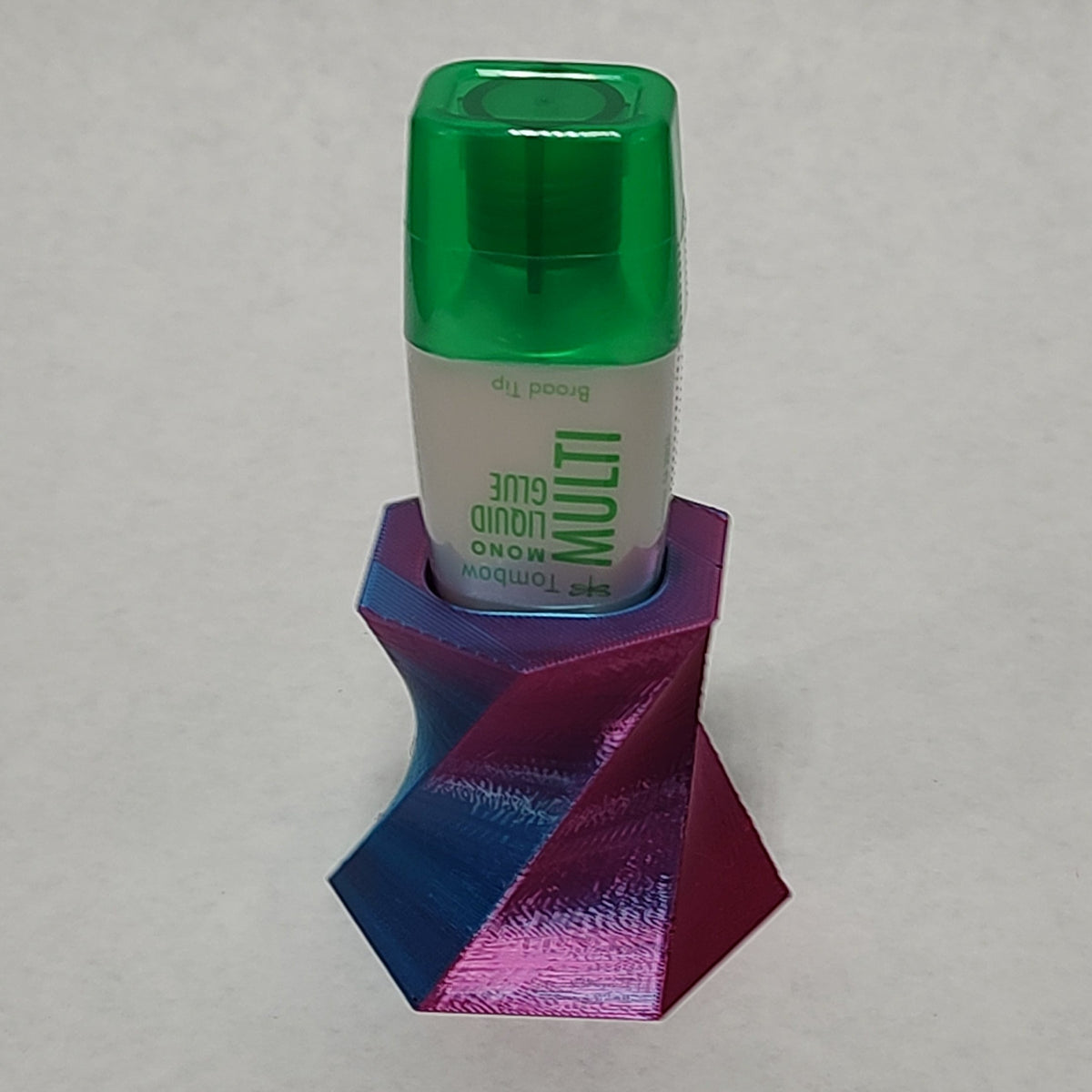 tombowglueholder
