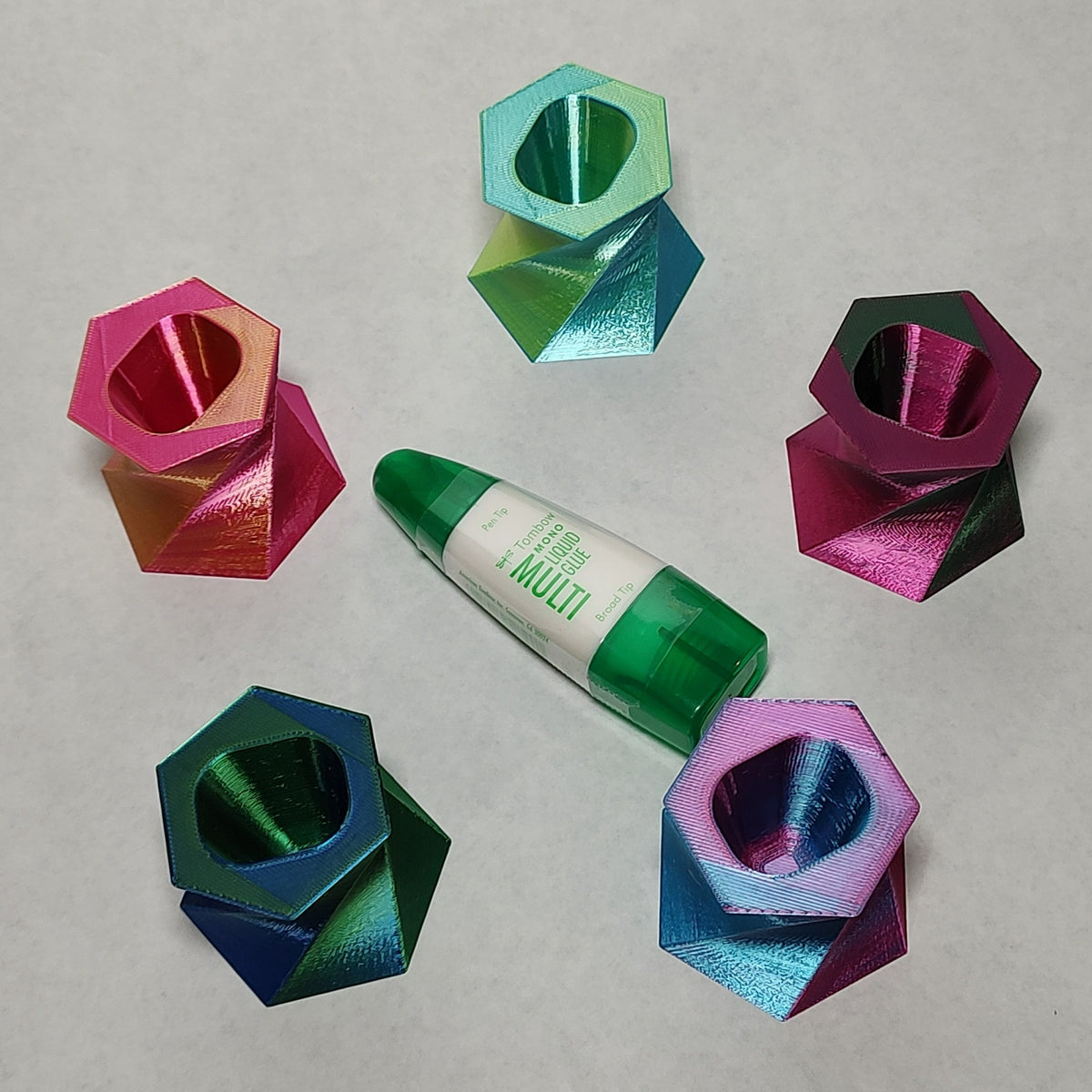 tombowglueholder