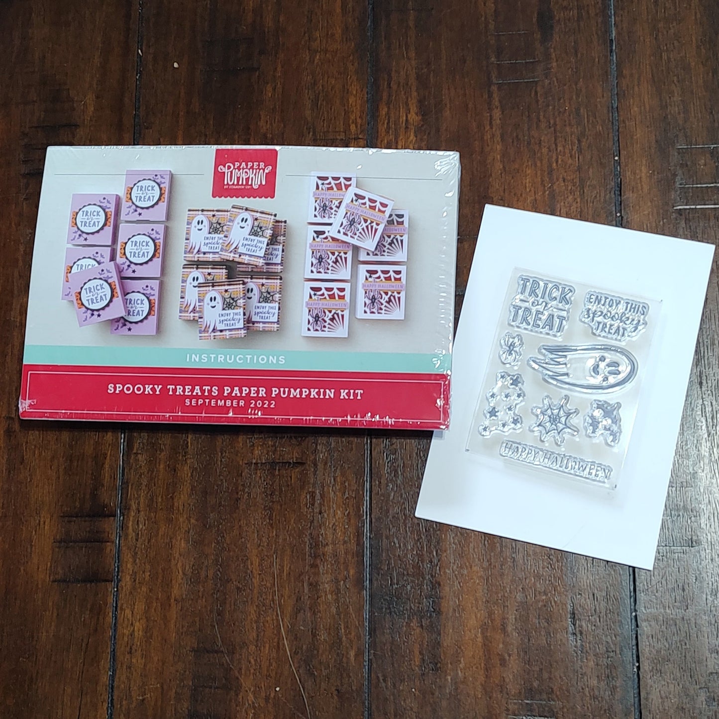 Spooky Treats Paper Pumpkin Kit