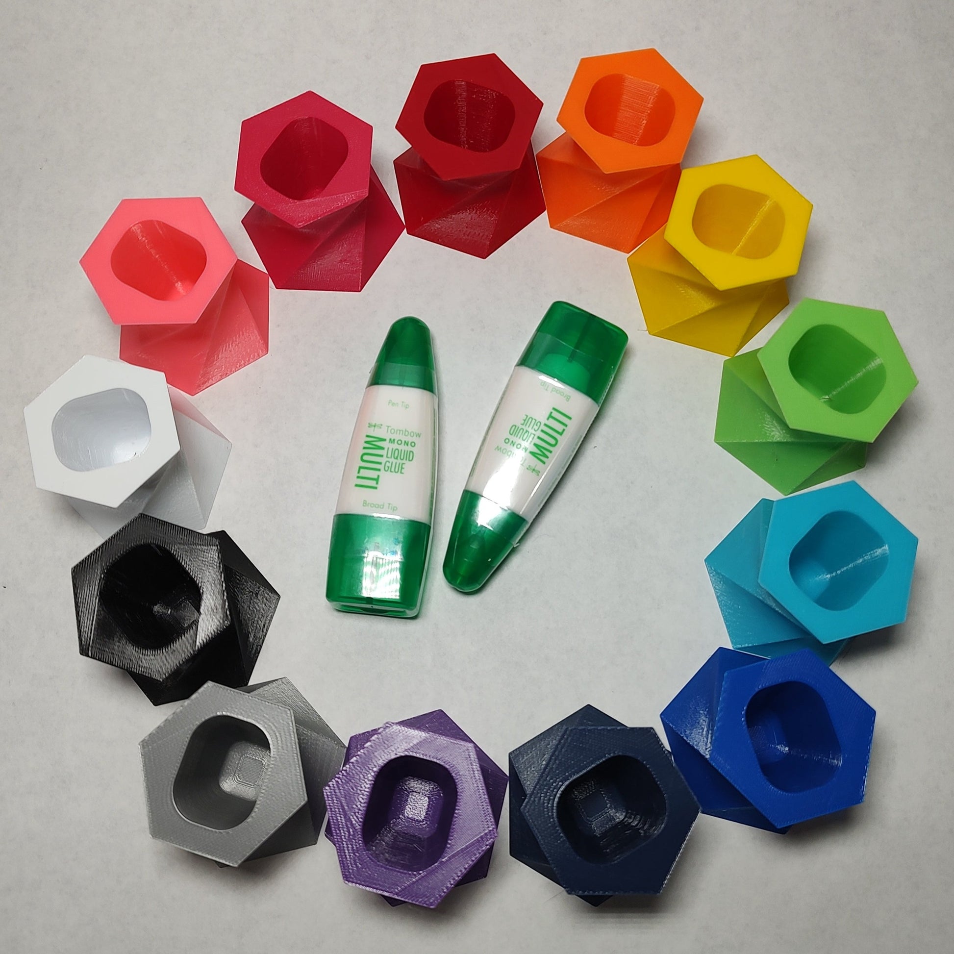 tombowglueholder