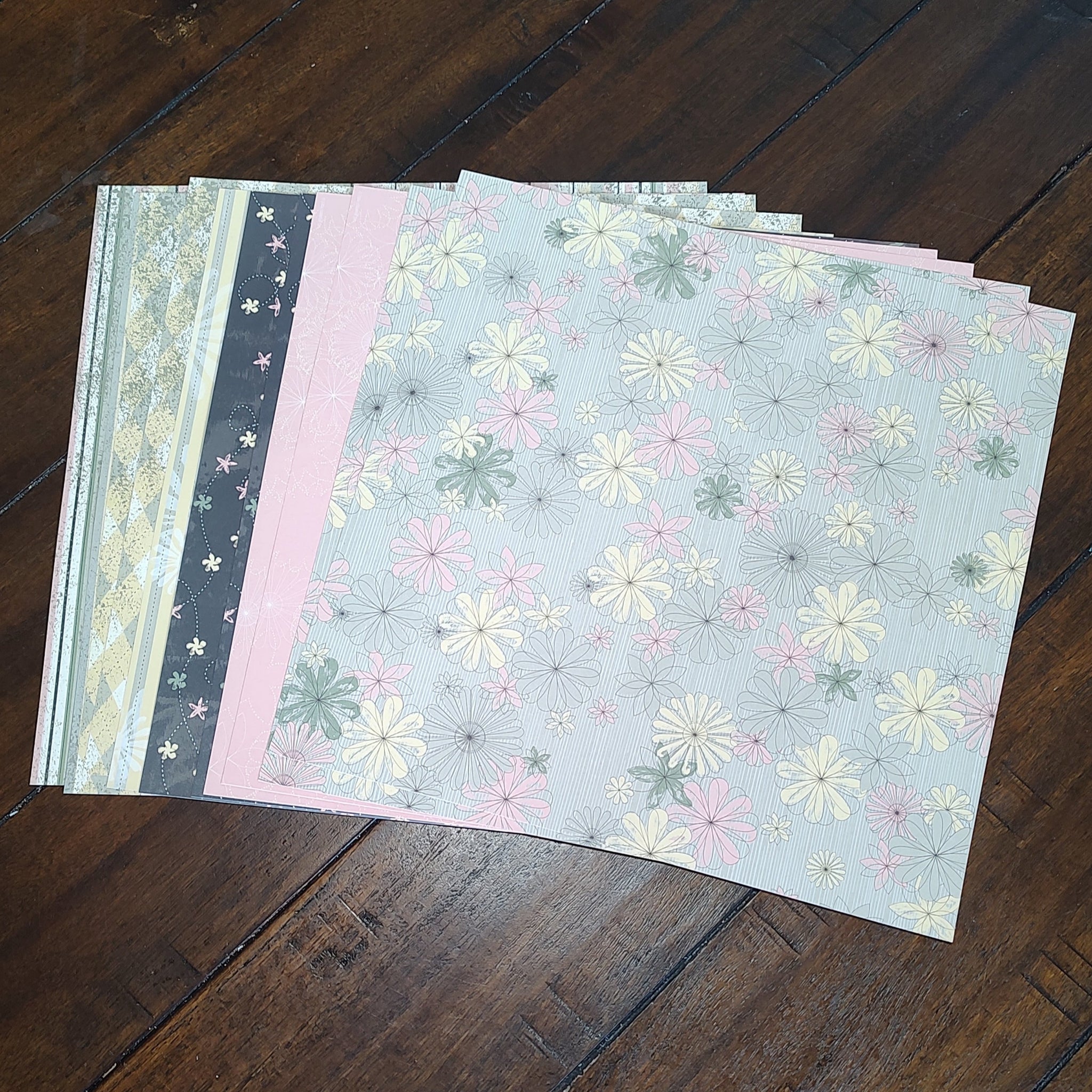 Spring Flowers DSP The Country Hive